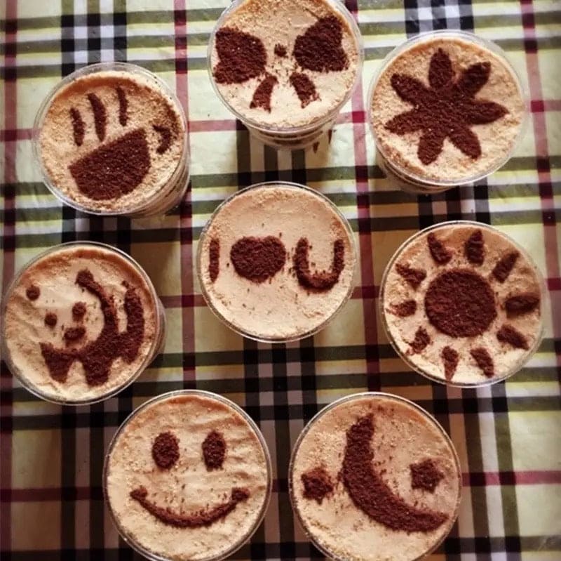 Set Of 16 Coffee Art Stencils, Fancy Latte Printing Mold, Cake Decoration Cake Plastic Mold, Kitchenware Coffee Spray Template, Coffee Writing Stencil, Barista Coffee Stencils Set Of 16 Coffee Art Stencils, Fancy Latte Printing Mold, Cake Decoration Cake Plastic Mold, Kitchenware Coffee Spray Template, Coffee Writing Stencil, Barista Coffee Stencils